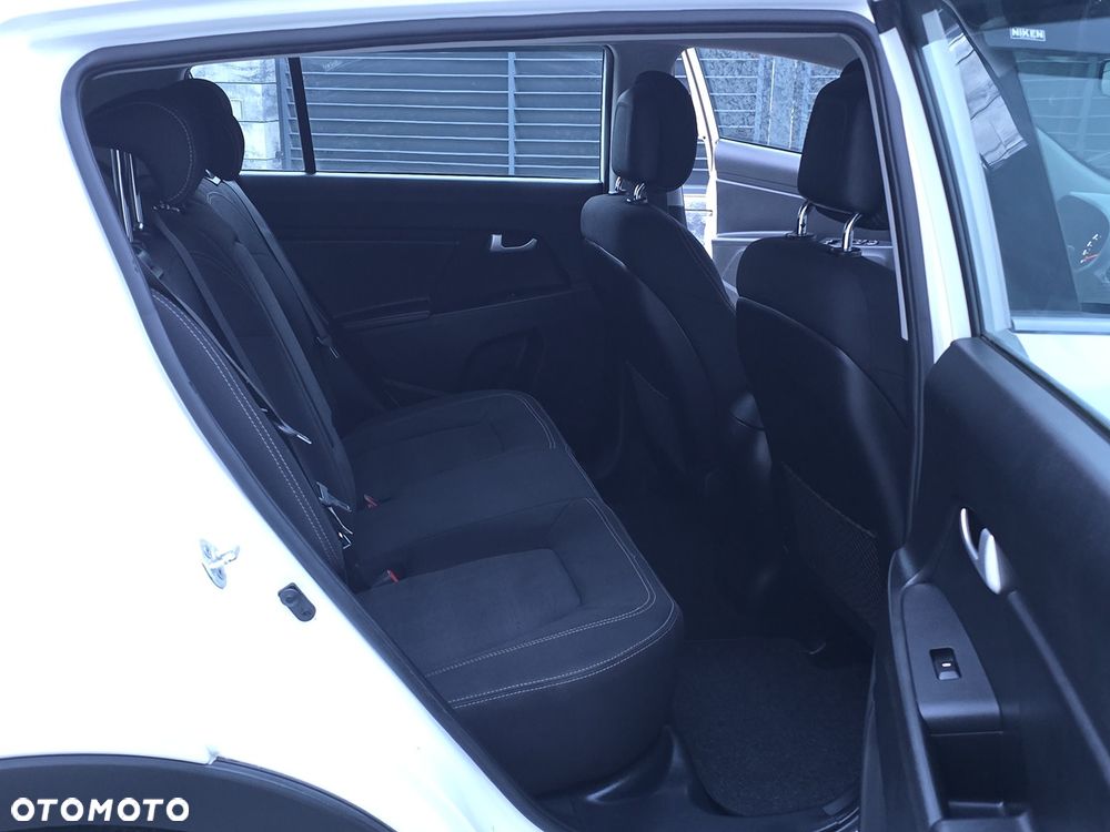 Kia Sportage 1.6 GDI L 2WD - 12