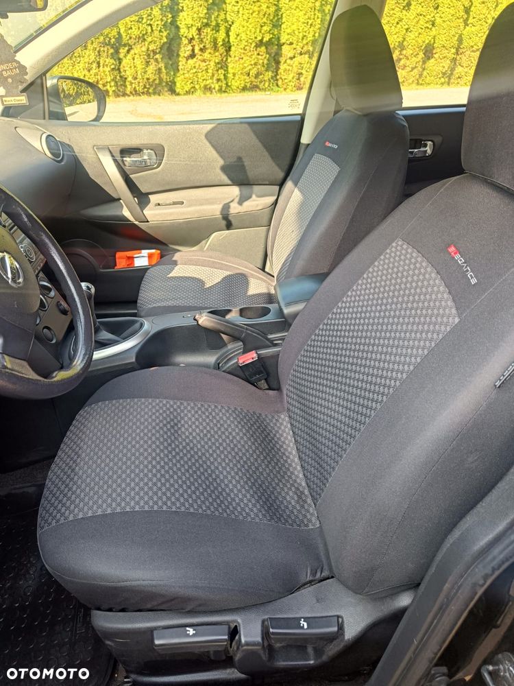 Nissan Qashqai 1.6 Visia - 8