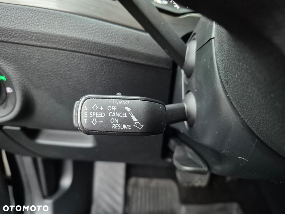 Skoda Superb 2.0 TDI SCR Style DSG - 20