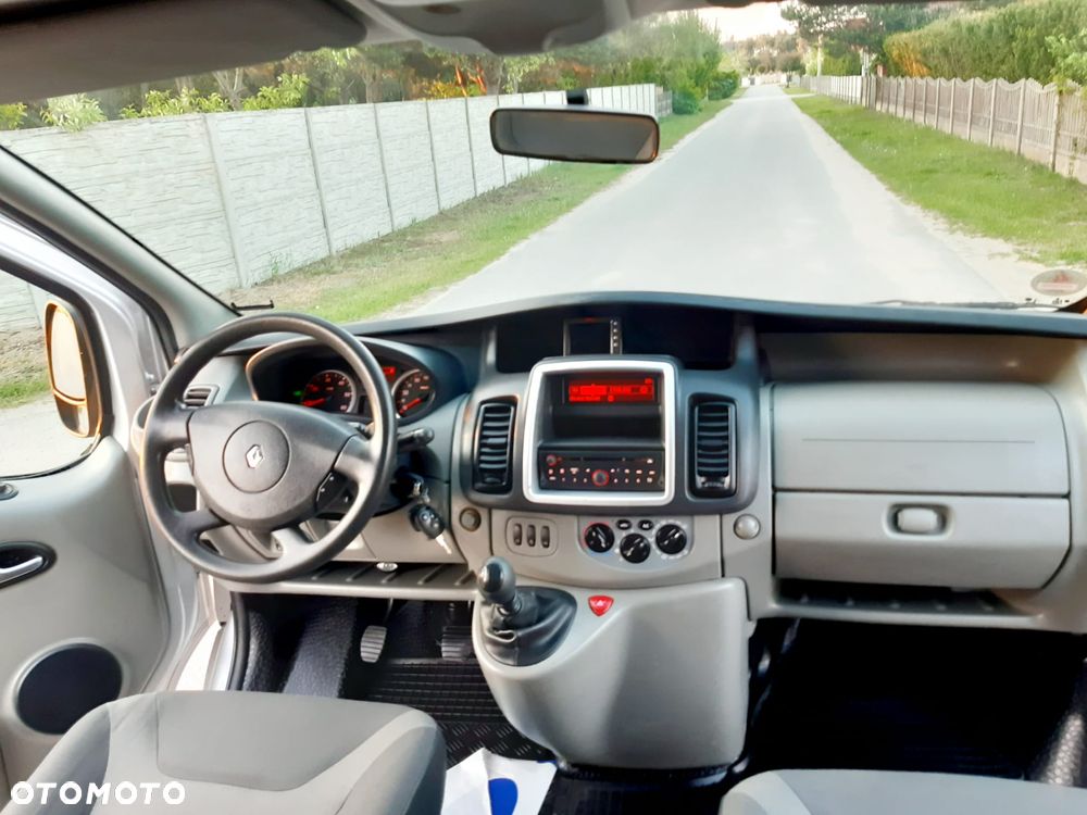 Renault Trafic L1H1 Passenger Lux - 27