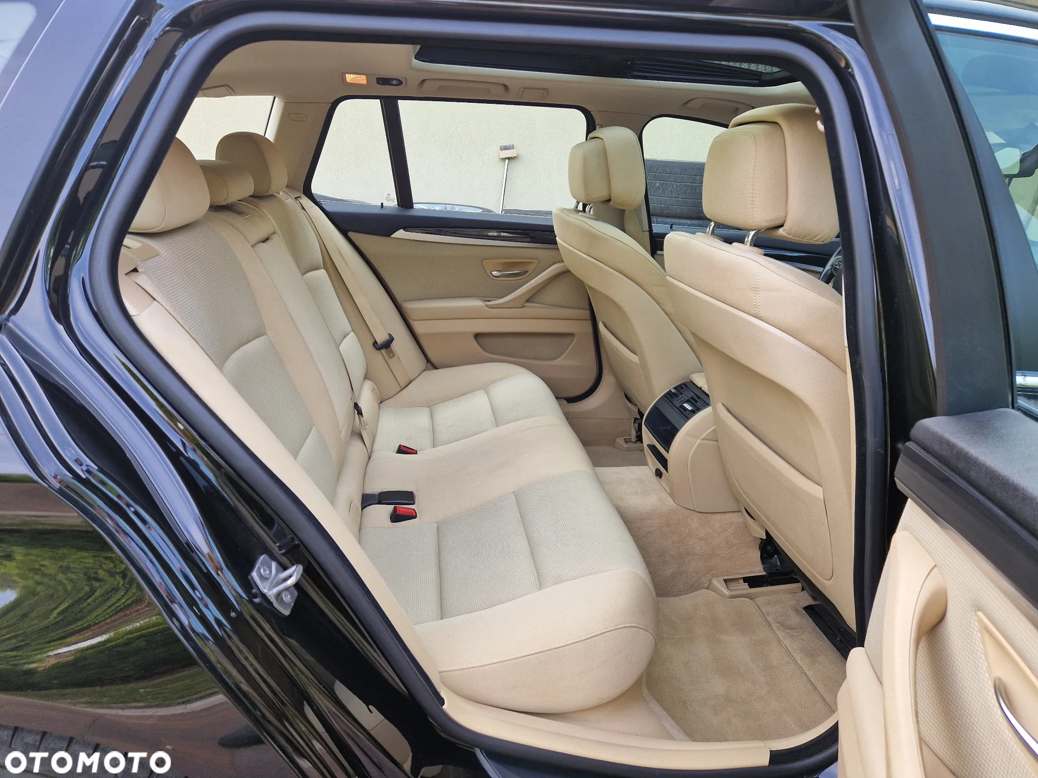 BMW Seria 5 520d - 12