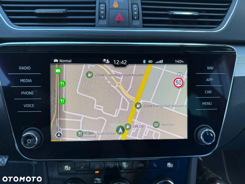 Skoda Superb 1.5 TSI Ambition - 17