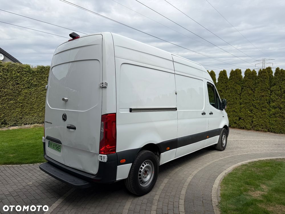 Mercedes-Benz eSprinter - 4