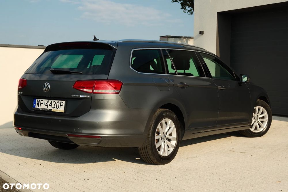 Volkswagen Passat 2.0 TDI BMT Comfortline - 23