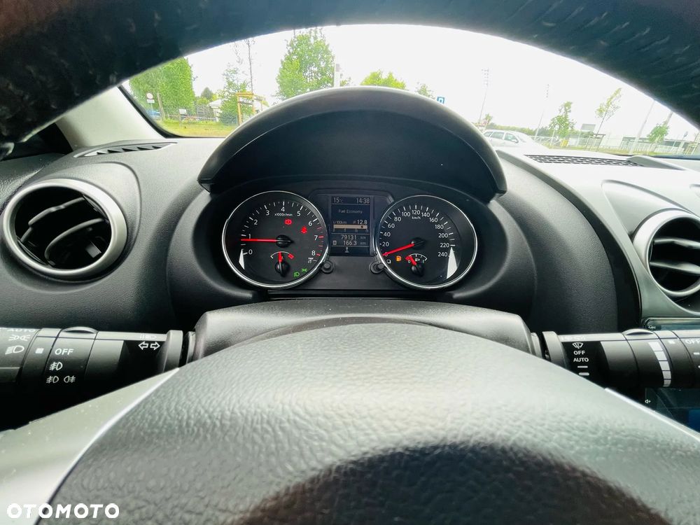 Nissan Qashqai 1.6 acenta - 19