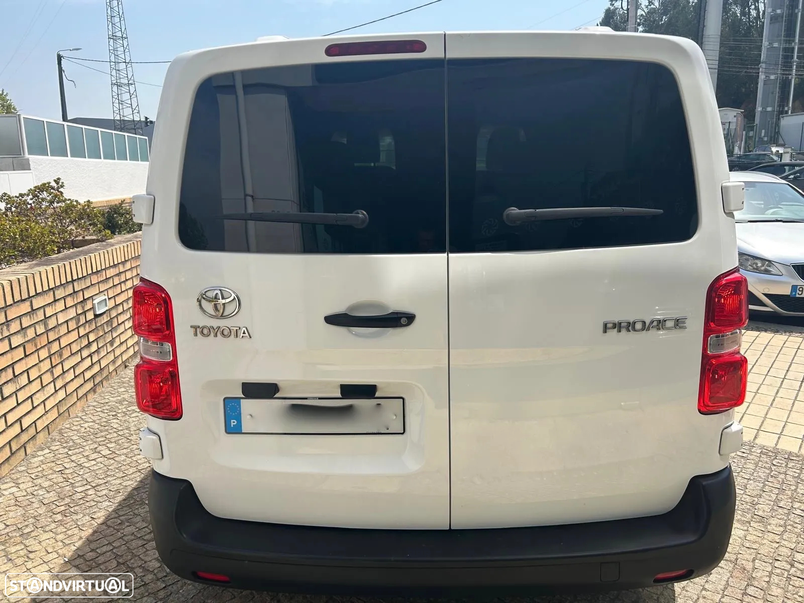 Toyota Proace 1.5 D-4D L1 6L - 19