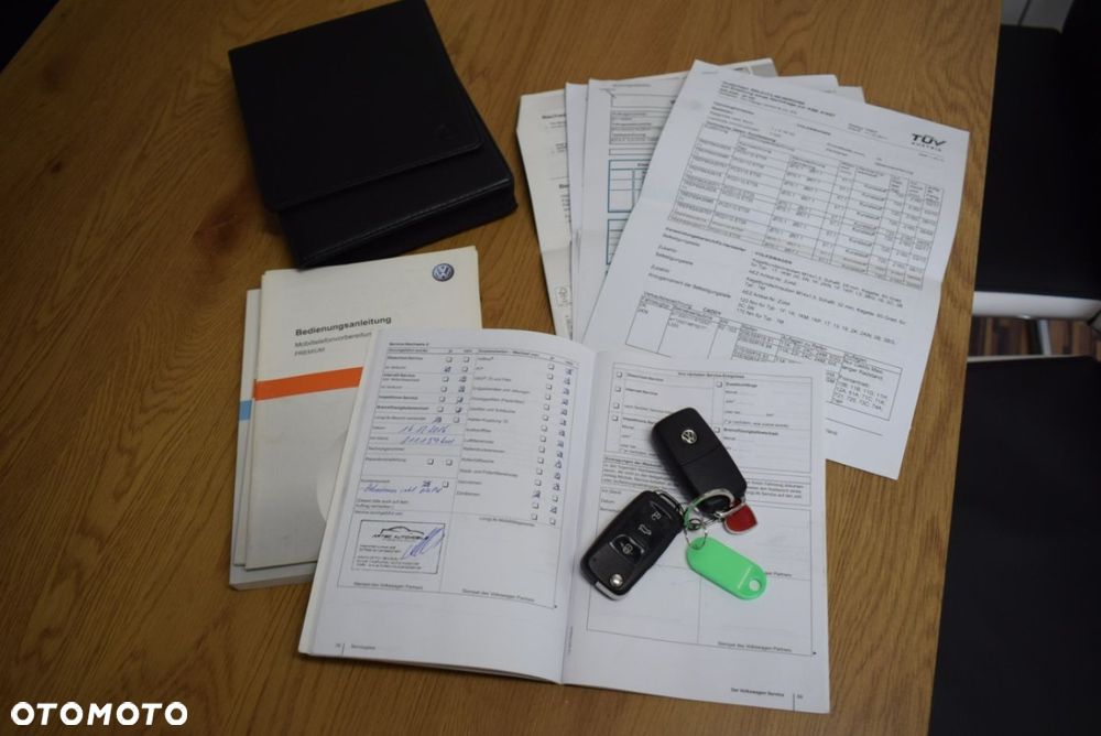 Volkswagen Golf - 34