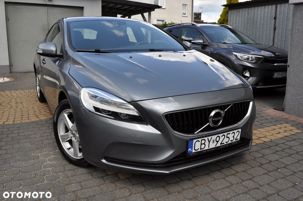 Volvo V40 T2 Ocean Race - 4