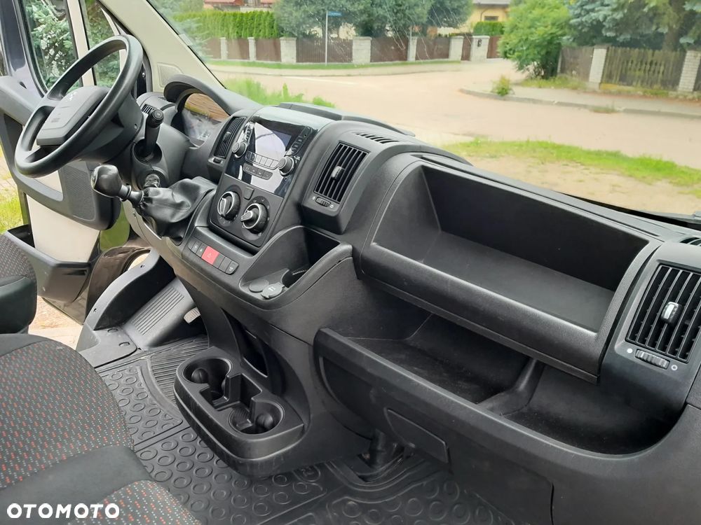 Peugeot Boxer - 24
