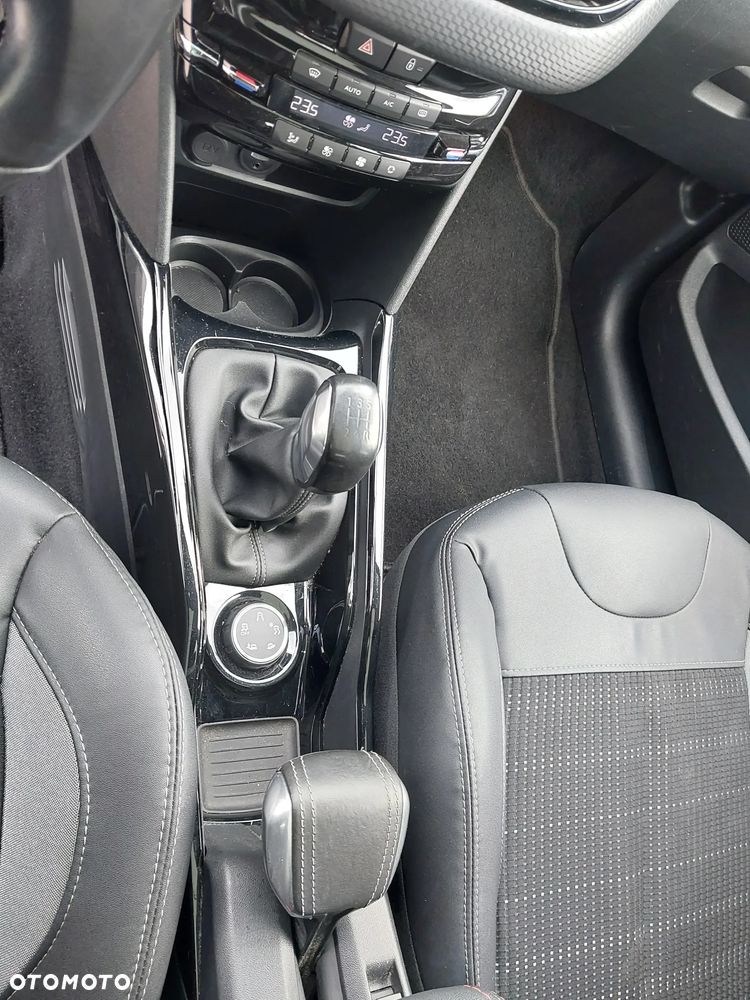 Peugeot 2008 PureTech 110 Stop&Start Crossway - 13