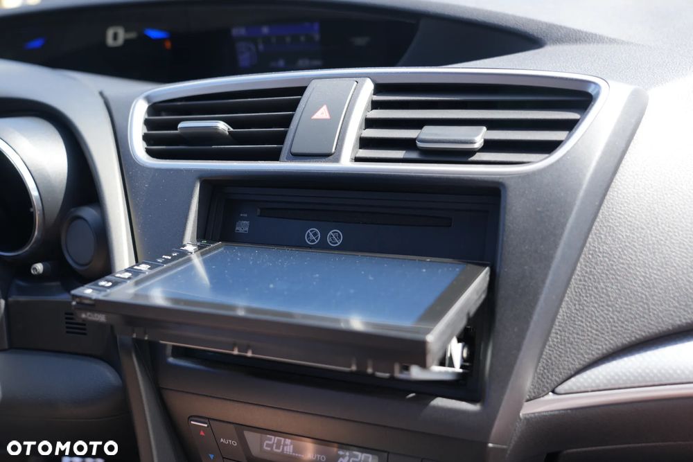 Honda Civic 1.8 Sport (Honda Connect+) - 17