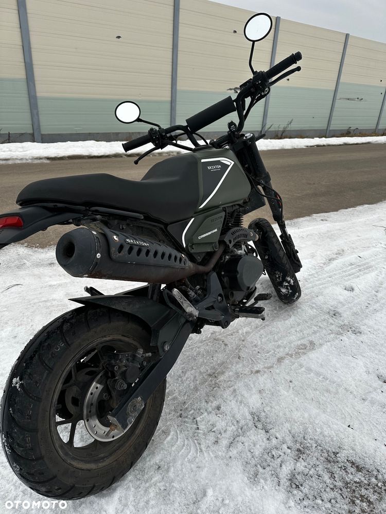 Brixton Crossfire - 2