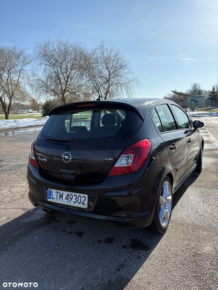 Opel Corsa 1.6T GSI - 8