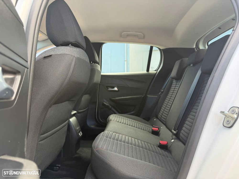 Peugeot e-208 Active - 13