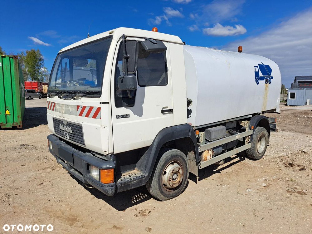 ZAMIATARKA POJAZD SPRZĄTAJĄCY MAN 10.63 - 2