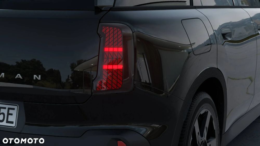MINI Countryman E 66.5kWh Blackyard - 8