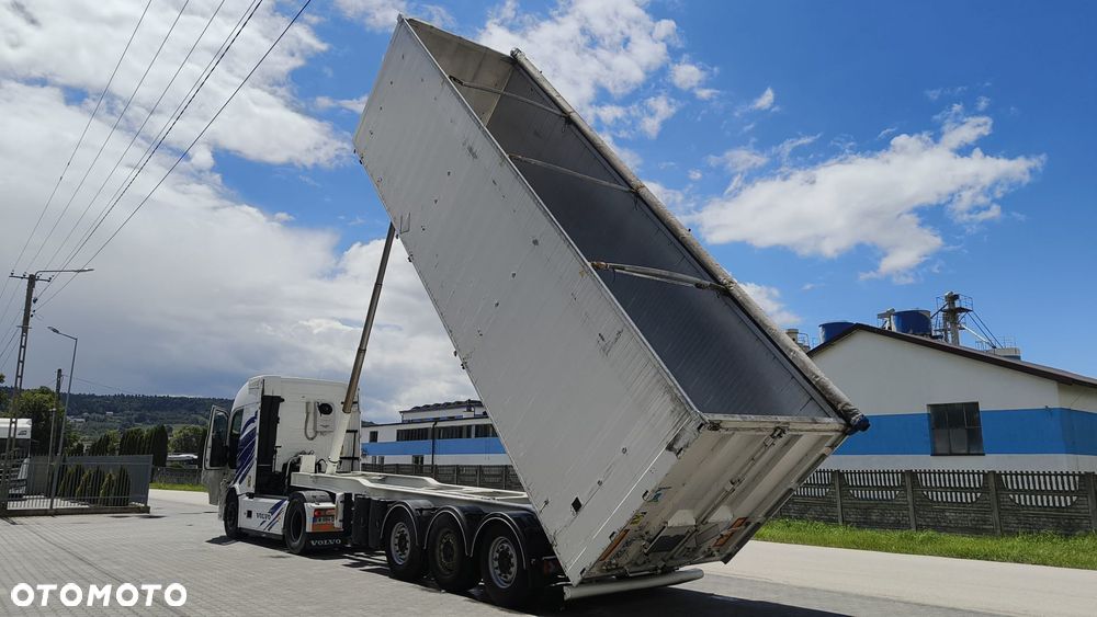 Benalu WYWROTKA 56m3 ALUMINIOWA / OSIE MERCEDES/OŚ PODNOSZONA / DRZWI / SZYBER ZBOŻOWY - 5