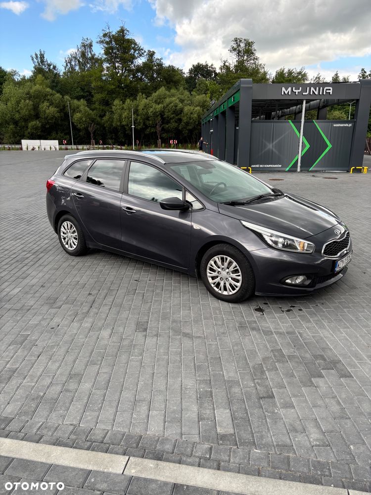Kia Ceed - 6