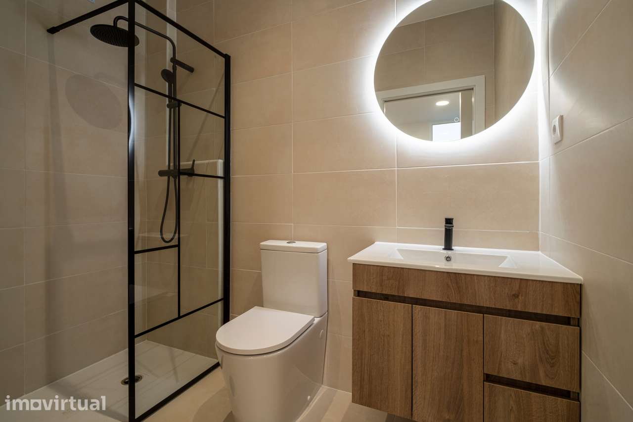 Apartamento T1 totalmente Renovado - Grande imagem: 4/15