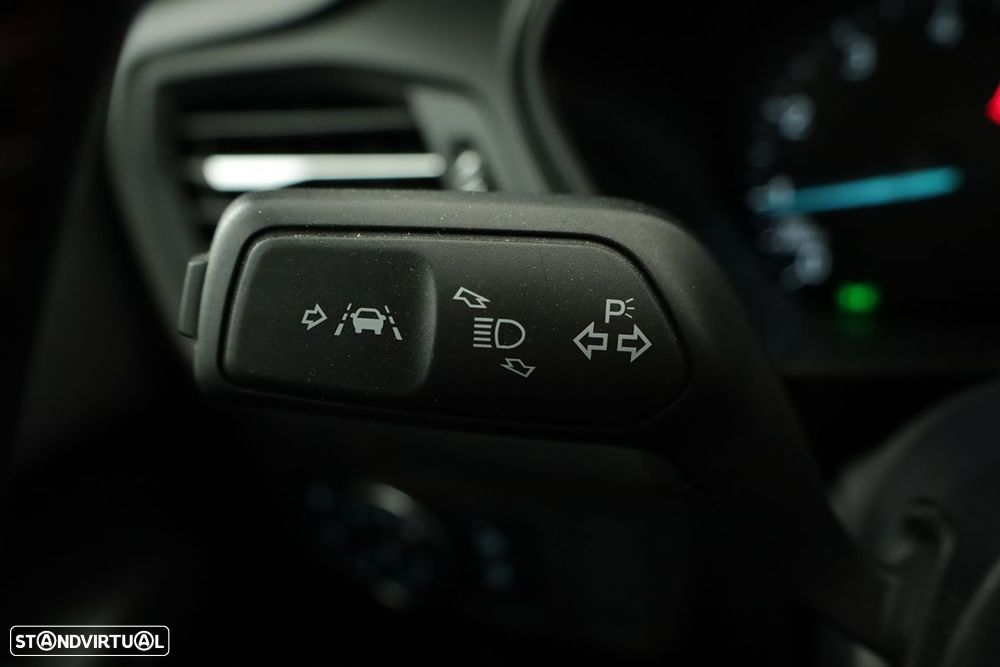 Ford Focus 1.0 EcoBoost MHEV ST-Line - 17