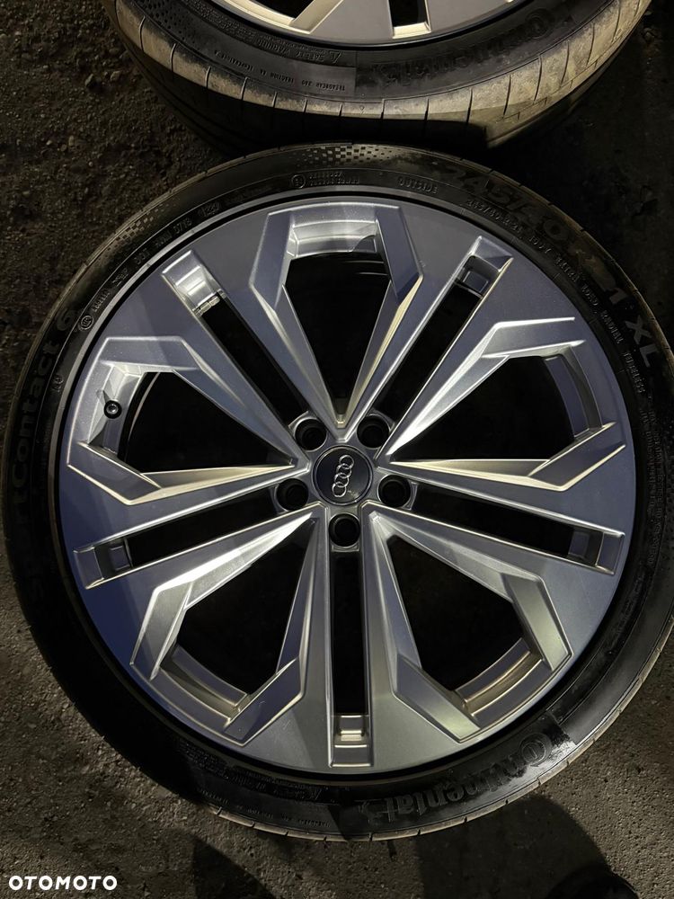 21 Cali Koła Audi A6 S6 A4 E-Tron ET 37 4K9601025 Allroad C8 F2 Continental 245/40/21 - 2