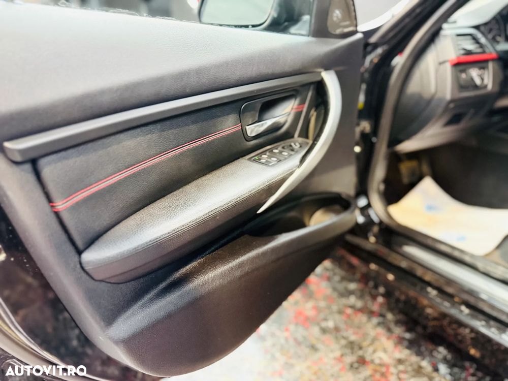 BMW Seria 3 328i Aut. - 13