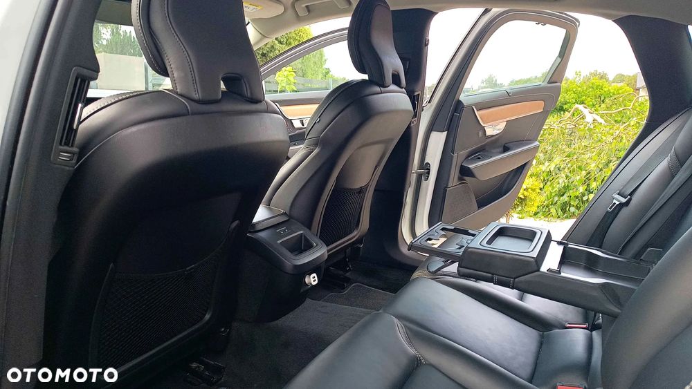 Volvo S90 D5 AWD Inscription - 11