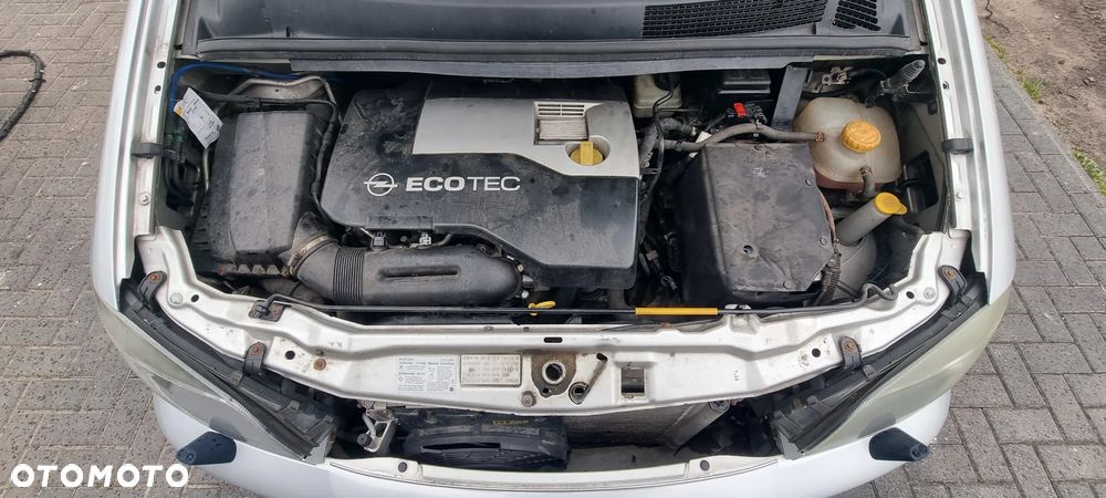 Opel Zafira 2.2 Elegance - 22