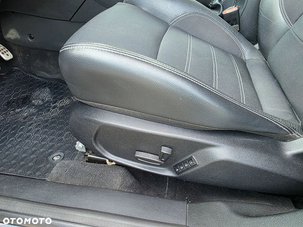 Ford Mondeo 2.0 TDCi Champions Edition - 31