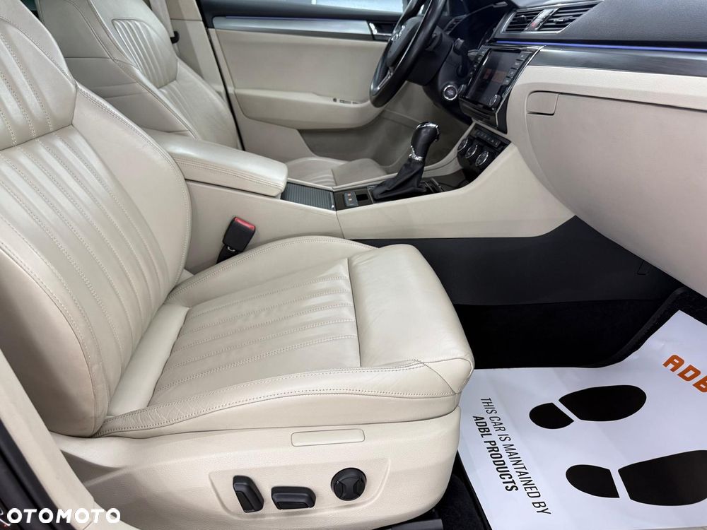 Skoda Superb 2.0 TDI DSG Style - 30