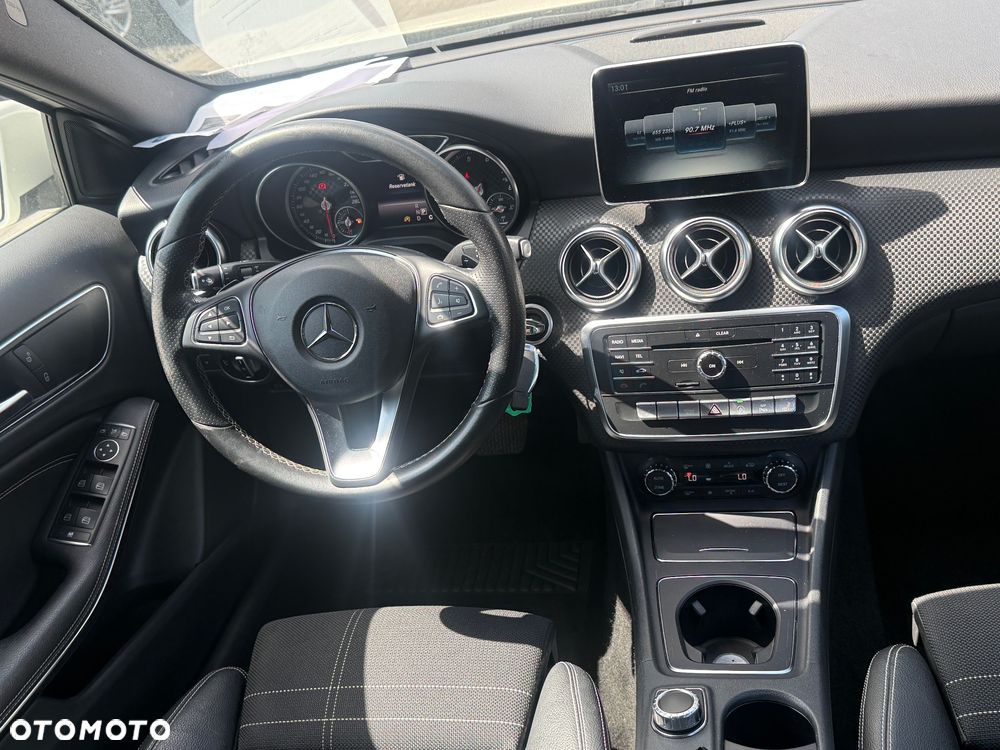 Mercedes-Benz Klasa A 200 (BlueEFFICIENCY) 7G-DCT Urban - 5
