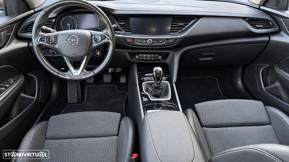 Opel Insignia Grand Sport 1.5 - 23