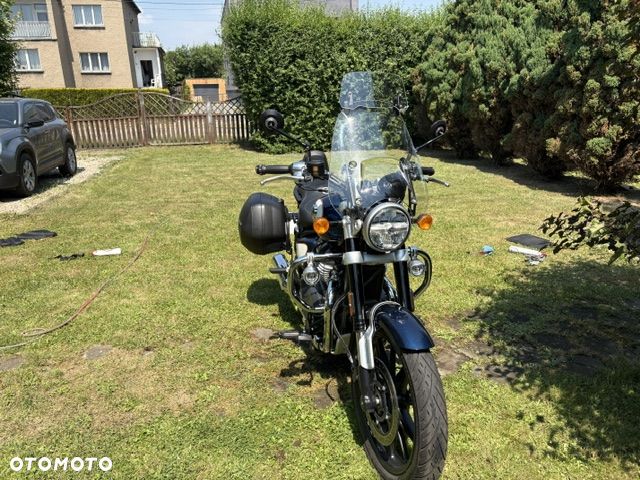 Royal Enfield Super Meteor - 12