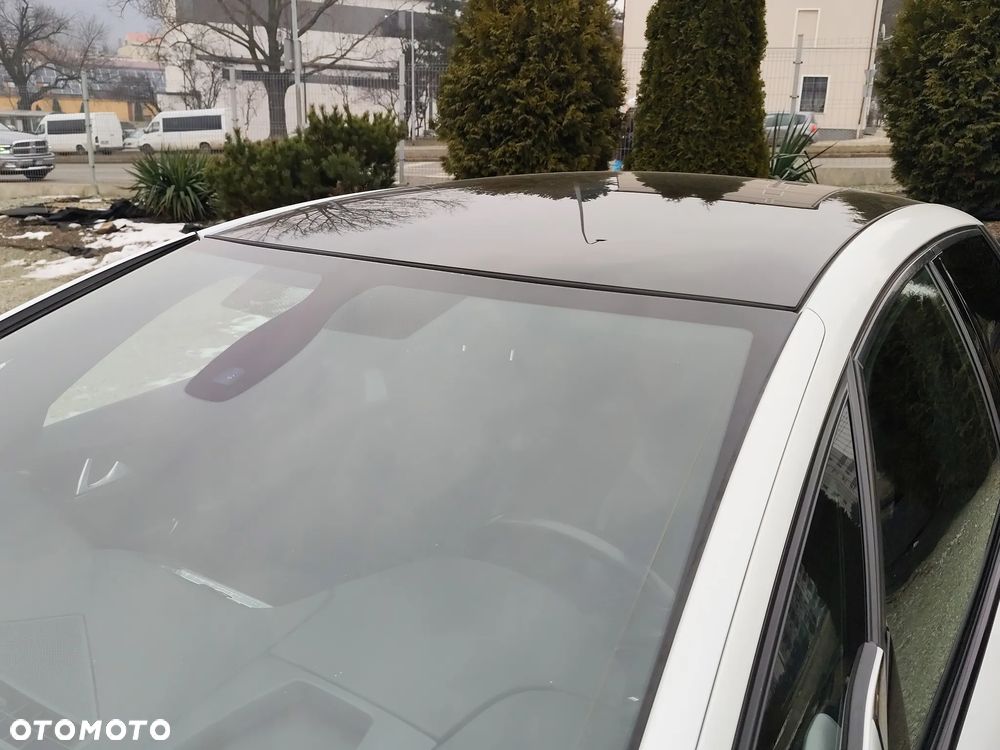 Citroën DS5 2.0 HDi Hybrid4 SoChic MCP - 38