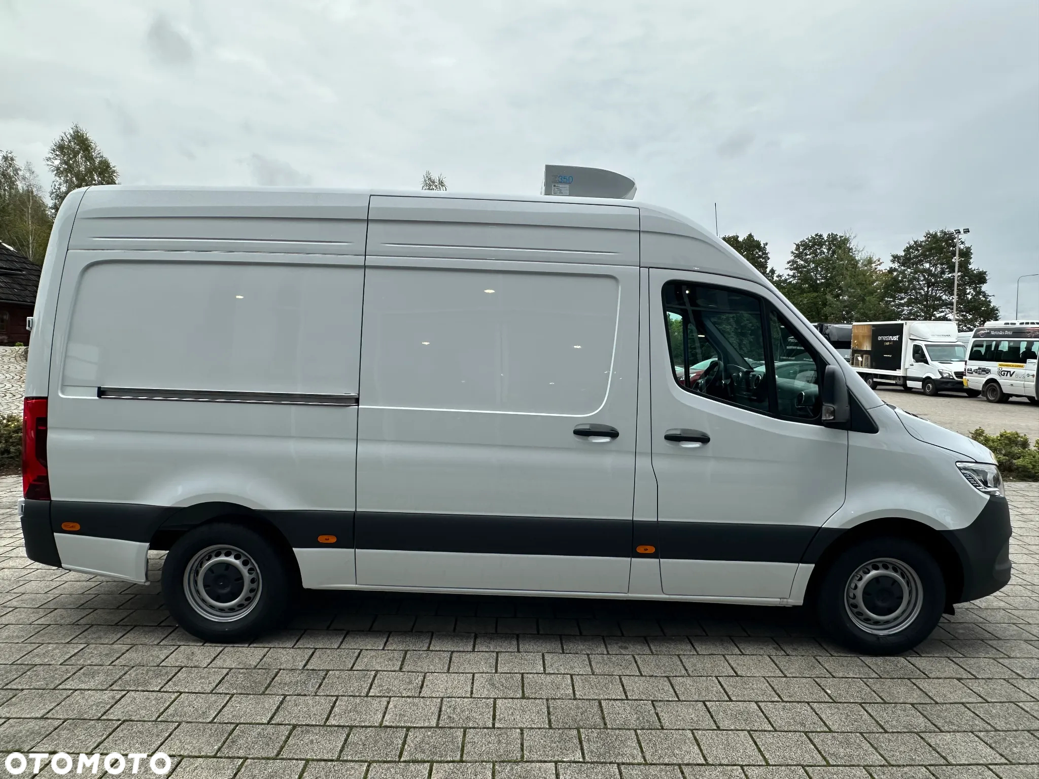 Mercedes-Benz Sprinter - 4