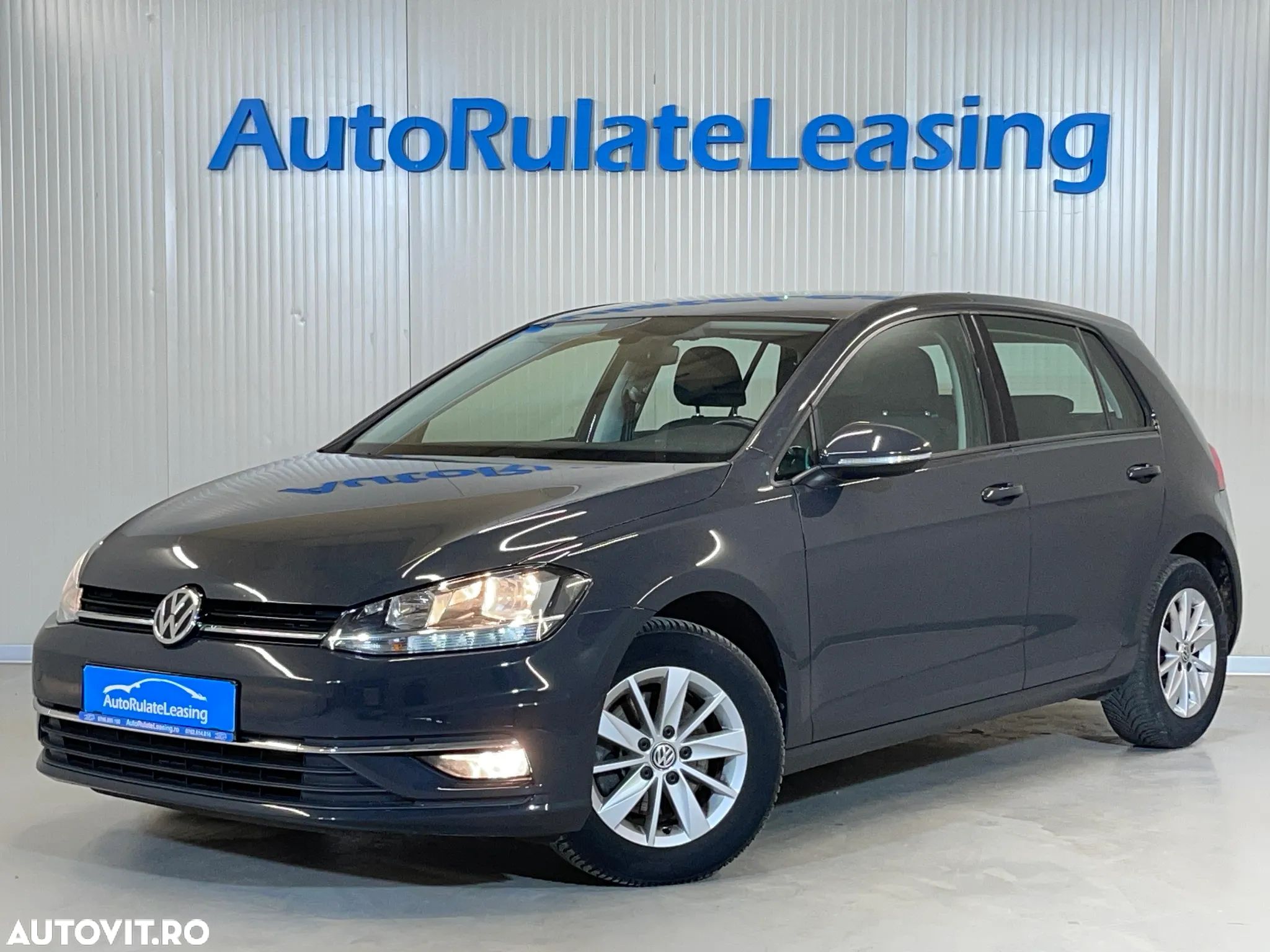 Volkswagen Golf 1.6 TDI Comfortline - 1