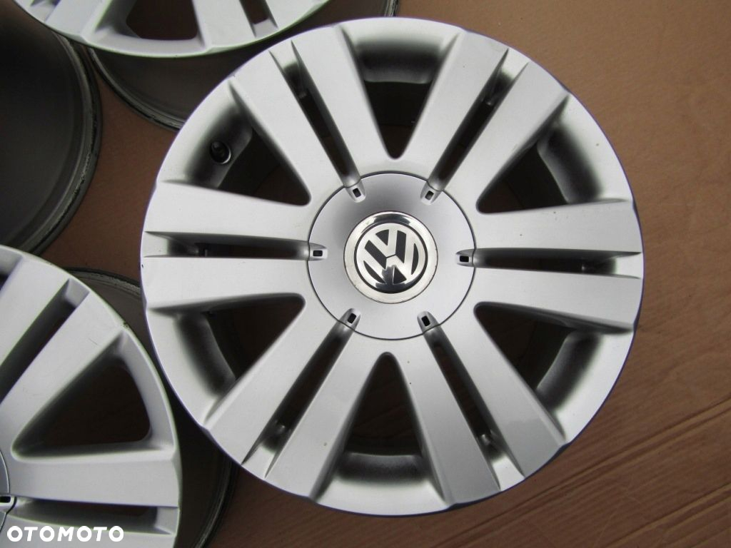 4x Felgi 16 VW T4 Touran Caddy Jetta Golf V VI VII VIII Passat B5 B6 B7 B8 - 8