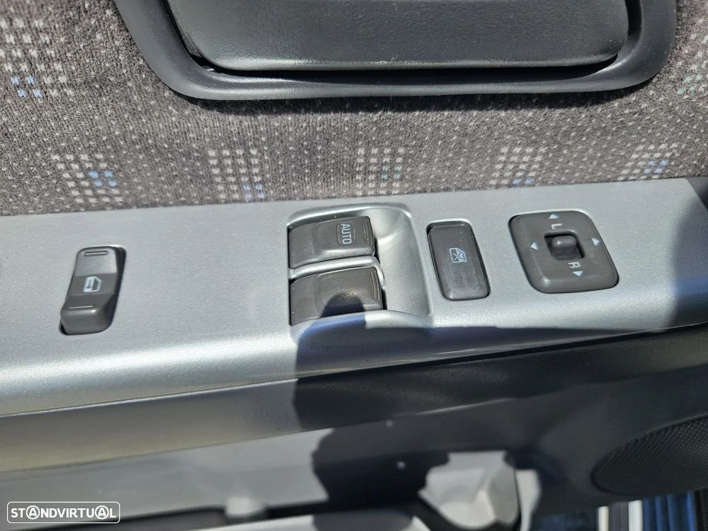 Isuzu Rodeo 3.0 DTi CL 4WD Première - 32