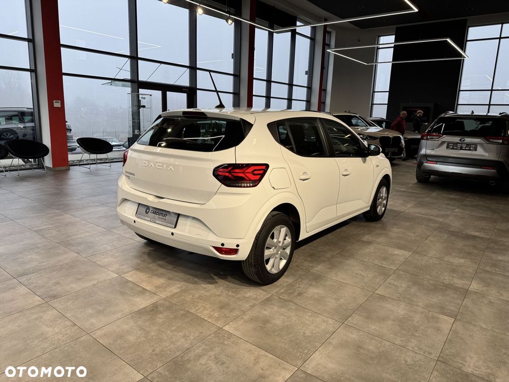 Dacia Sandero - 9
