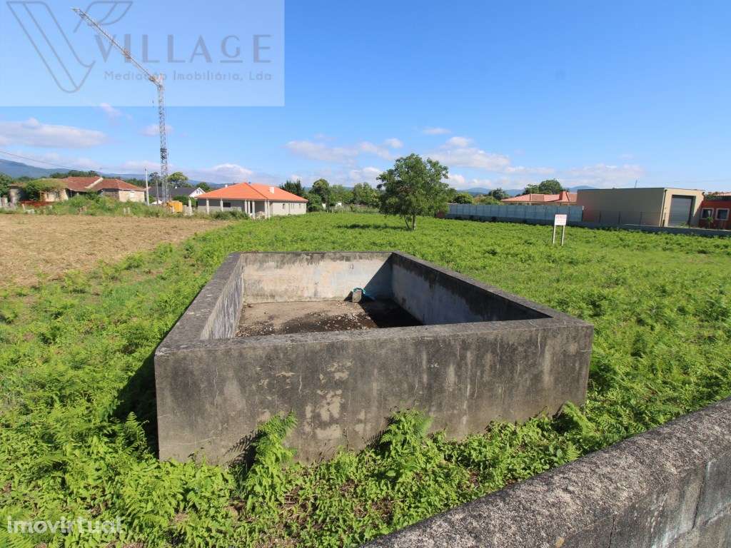 Terreno - Grande imagem: 2/5