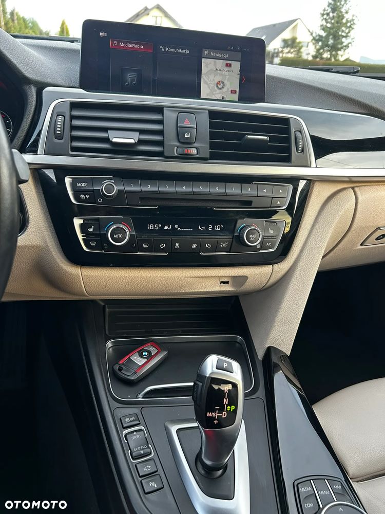 BMW Seria 3 318d Edition Luxury Line Purity - 21
