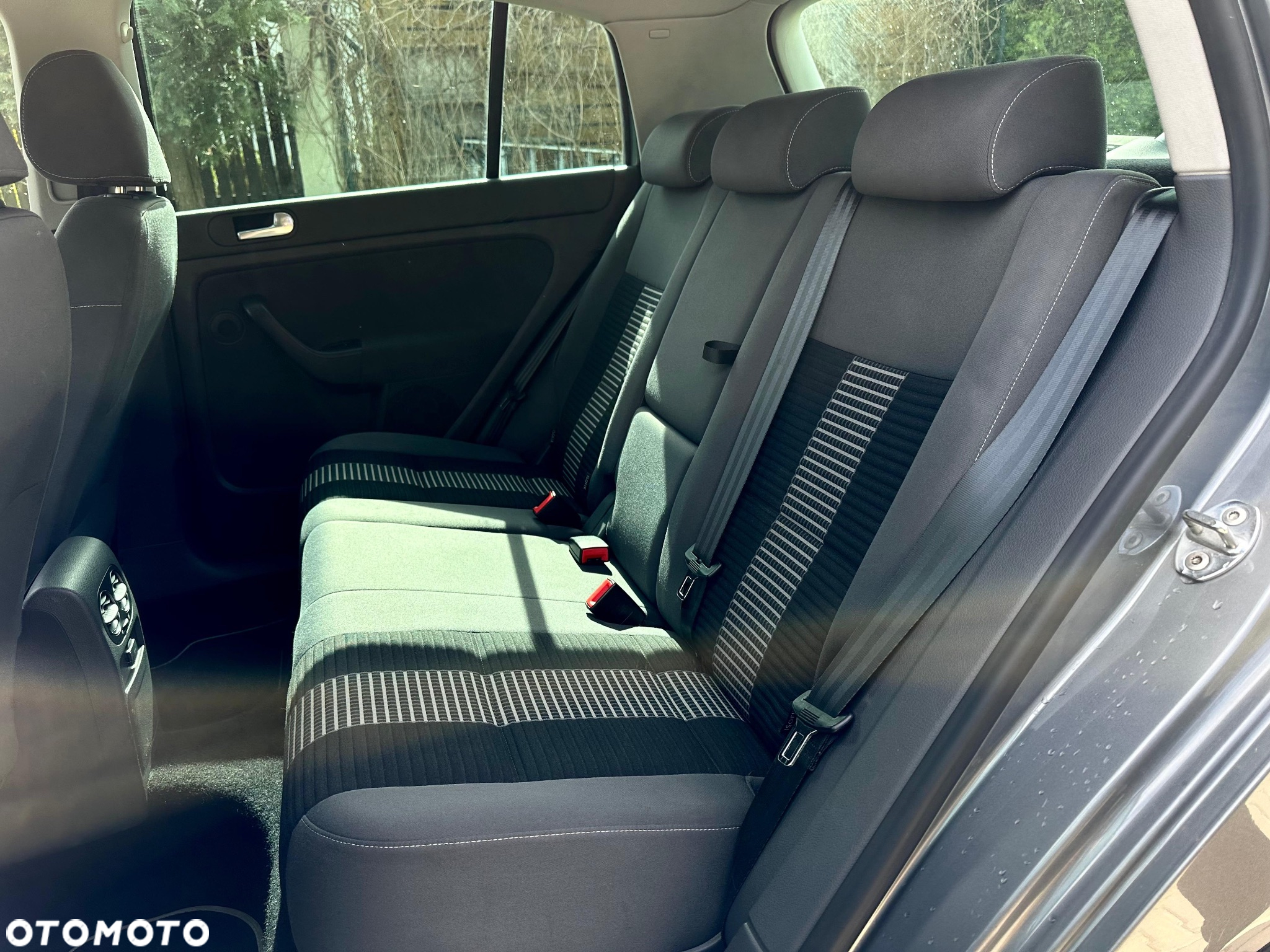 Volkswagen Golf Plus - 17