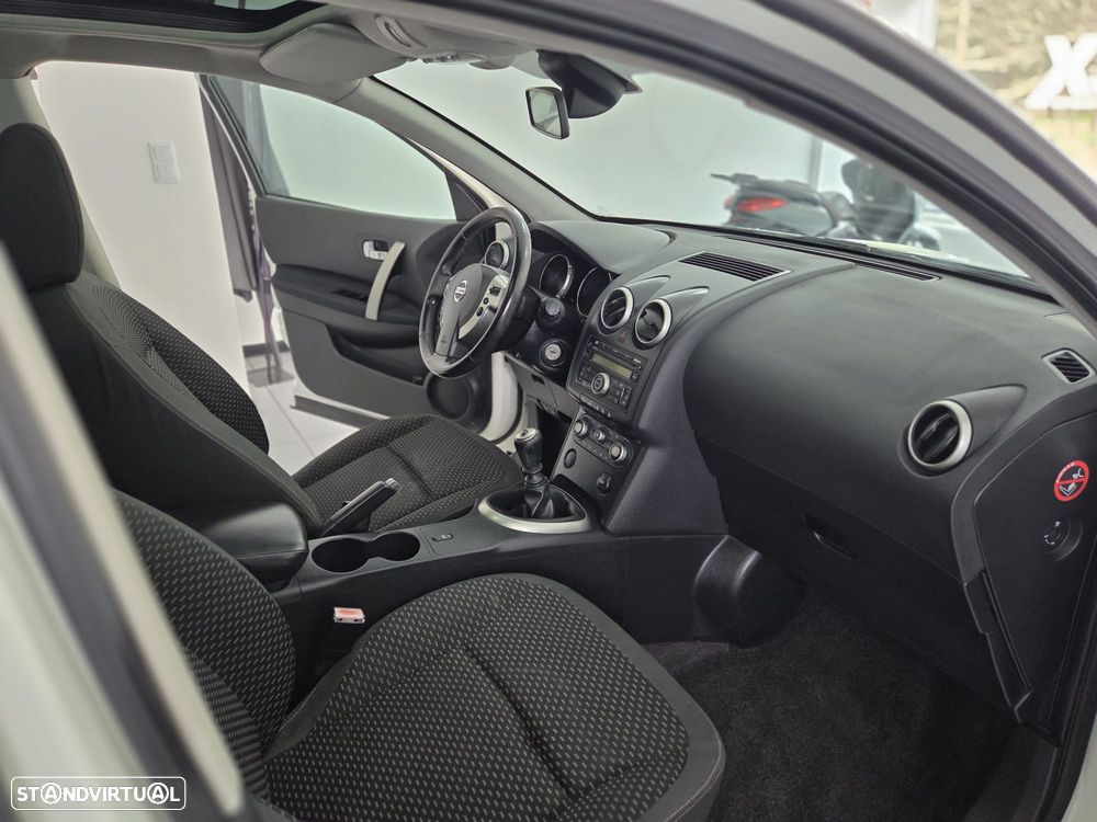 Nissan Qashqai 1.5 dCi DPF visia - 10