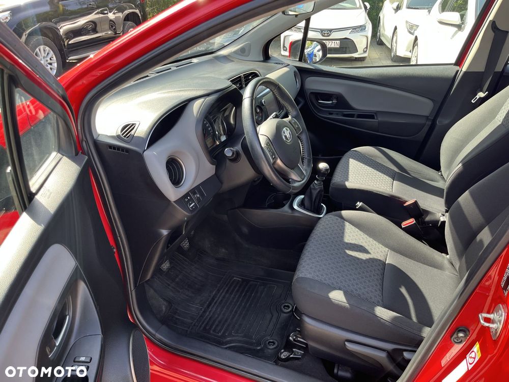 Toyota Yaris 1.33 Premium - 14