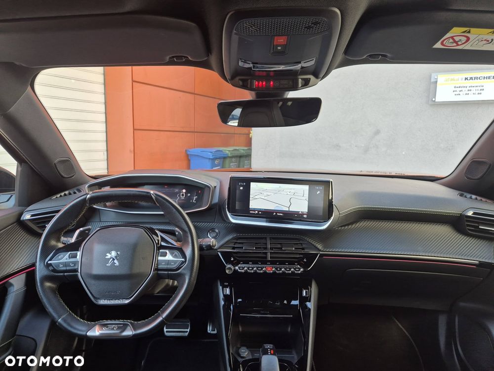 Peugeot 2008 BlueHDi 130 EAT8 GT - 24