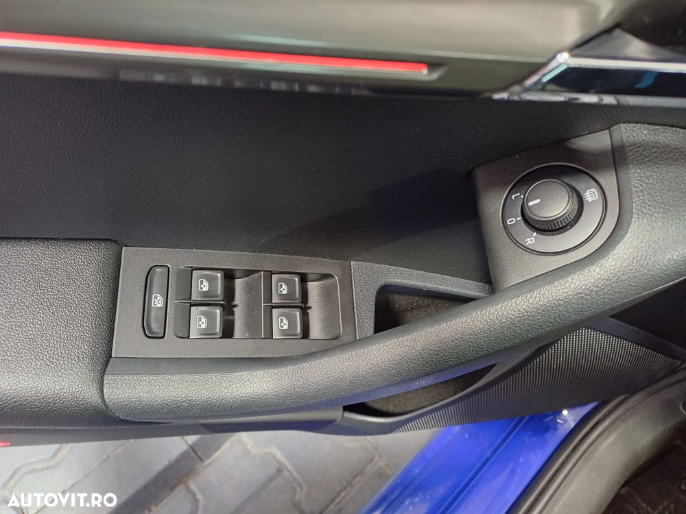 Skoda Octavia 1.5 TSI DSG Style - 8