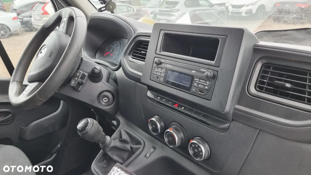Renault Master - 15