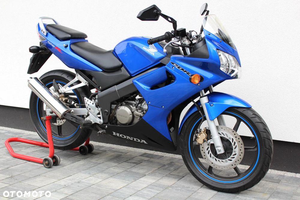Honda CBR - 4