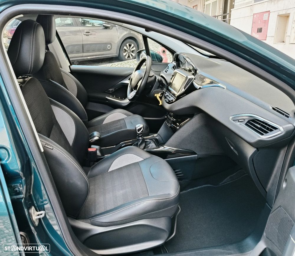 Peugeot 2008 1.6 BlueHDi Allure - 19