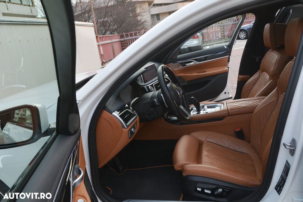 BMW Seria 7 740Ld xDrive MHEV - 11
